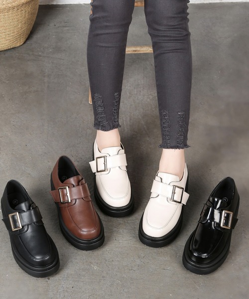 Shoes in Closet（シューズインクローゼット）の「軽量厚底 マニッシュ ワンベルトバックル ローファー 1882（ローファー・レディース・ダークブラウン/ブラック系その他/ブラック/アイボリー・L/LL/S/3L/M/XS）」の11枚目の写真