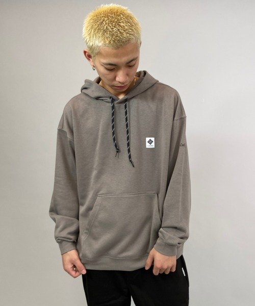 Columbia（コロンビア）の「【展開店舗限定アイテム】columbia/コロンビア ルーズシルエット　ワンポイントパーカー PM0816（パーカー・メンズ・ブラック/ブラウン/グレー/ブルー/グリーン・S/M/L/XL）」の4枚目の写真