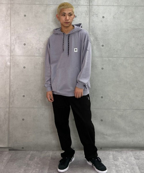 Columbia（コロンビア）の「【展開店舗限定アイテム】columbia/コロンビア ルーズシルエット　ワンポイントパーカー PM0816（パーカー・メンズ・ブラック/ブラウン/グレー/ブルー/グリーン・S/M/L/XL）」の21枚目の写真