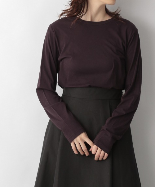 yuw(ユウ)の「SHEAR LONG TEE 235885(Tシャツ/カットソー・レディース・ホワイト/ブラック/ピンク/グリーン/ブラウン・FREE)」の4枚目の写真