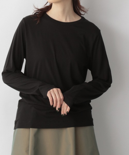 yuw(ユウ)の「SHEAR LONG TEE 235885(Tシャツ/カットソー・レディース・ホワイト/ブラック/ピンク/グリーン/ブラウン・FREE)」の3枚目の写真