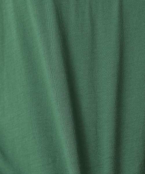 yuw(ユウ)の「SHEAR LONG TEE 235885(Tシャツ/カットソー・レディース・ホワイト/ブラック/ピンク/グリーン/ブラウン・FREE)」の16枚目の写真