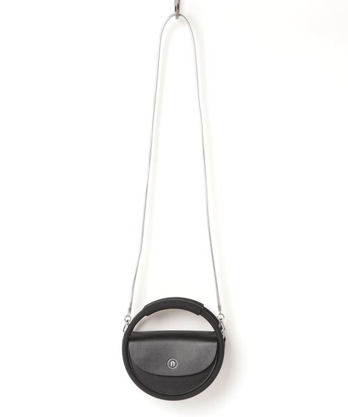 NaNa-NaNa（ナナナナ）の「【nana-nana】HOOP RECYCLED LEATHER mini（ショルダーバッグ・メンズ・ブラック/アイボリー・FREE）」の7枚目の写真