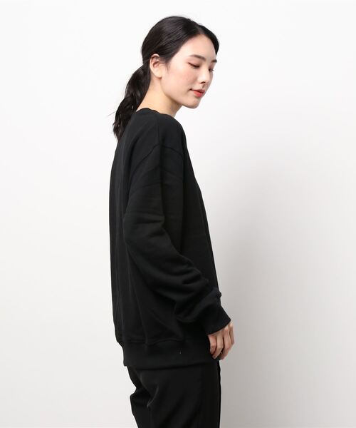 RANDEBOO(ランデブー)の「Basic sweatshirts(スウェット・レディース・ブラック/ホワイト系その他・MEDIUM/SMALL)」の15枚目の写真