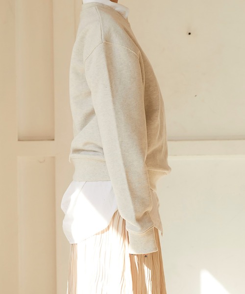 RANDEBOO(ランデブー)の「Basic sweatshirts(スウェット・レディース・ブラック/ホワイト系その他・MEDIUM/SMALL)」の13枚目の写真