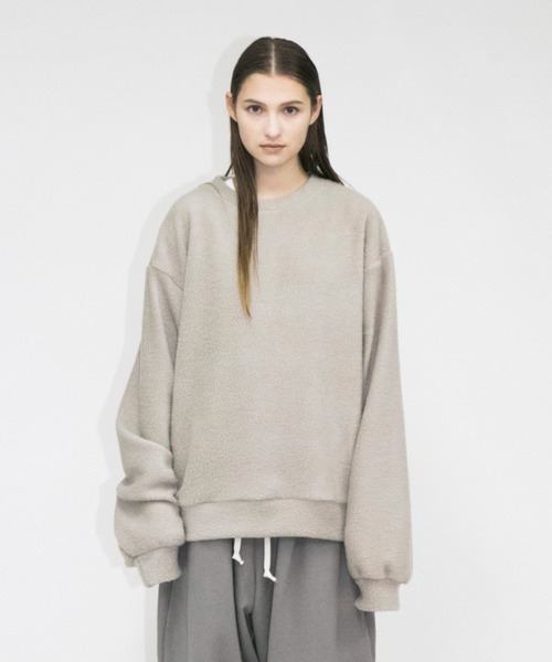my beautiful landlet(マイビューティフルランドレット)の「【my beautiful landlet】 pile napping brushed sweater(ニット/セーター・メンズ・オリーブ/ベージュ/ブラック/イエロー/レッド・1/0)」の2枚目の写真