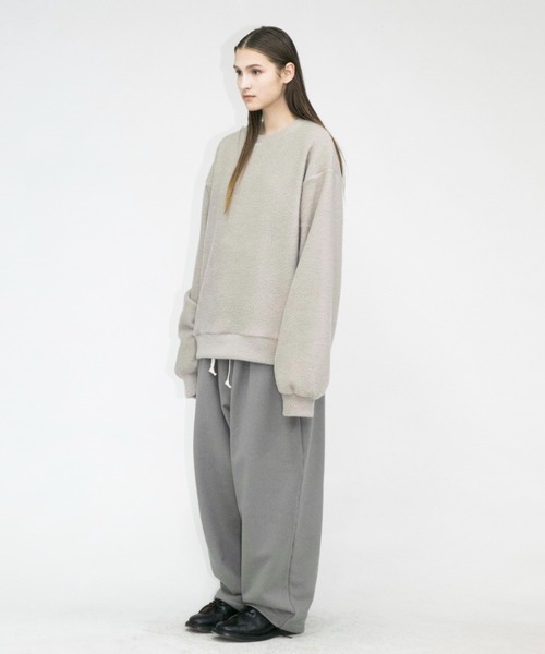 my beautiful landlet(マイビューティフルランドレット)の「【my beautiful landlet】 pile napping brushed sweater(ニット/セーター・メンズ・オリーブ/ベージュ/ブラック/イエロー/レッド・1/0)」の9枚目の写真