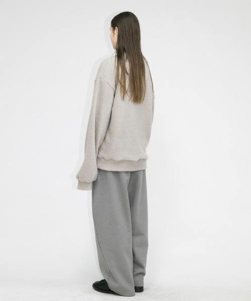 my beautiful landlet(マイビューティフルランドレット)の「【my beautiful landlet】 pile napping brushed sweater(ニット/セーター・メンズ・オリーブ/ベージュ/ブラック/イエロー/レッド・1/0)」の10枚目の写真