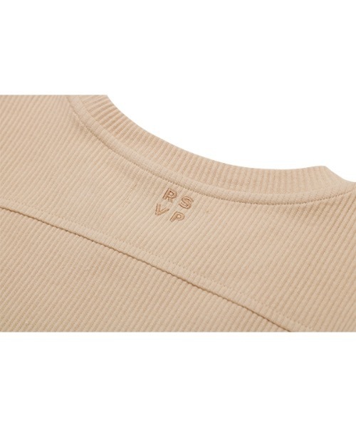 RSVP(アールエスブイピー)の「【RSVP 】Puff sleeves slim t-shirts / パフスリーブ スリムティーシャツ(Tシャツ/カットソー・レディース・ホワイト/ベージュ/ダークグリーン・FREE)」の6枚目の写真