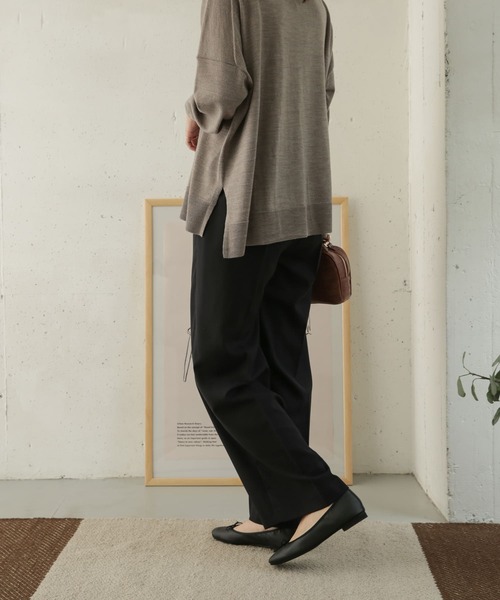 URBAN RESEARCH DOORS（アーバンリサーチドアーズ）の「クリアツイルストレートパンツ（その他パンツ・レディース・チャコールグレー/ブラック・36/38）」の17枚目の写真