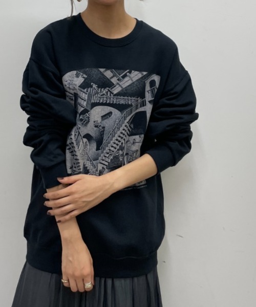 BONbazaar（ボンバザール）の「《ユニセックス》【M.C ESCHER/マウリッツ・コルネリス・エッシャー】プリントスウェット（スウェット・レディース・ブラック・MEDIUM/X-LARGE）」の6枚目の写真