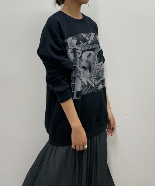 BONbazaar（ボンバザール）の「《ユニセックス》【M.C ESCHER/マウリッツ・コルネリス・エッシャー】プリントスウェット（スウェット・レディース・ブラック・MEDIUM/X-LARGE）」の7枚目の写真