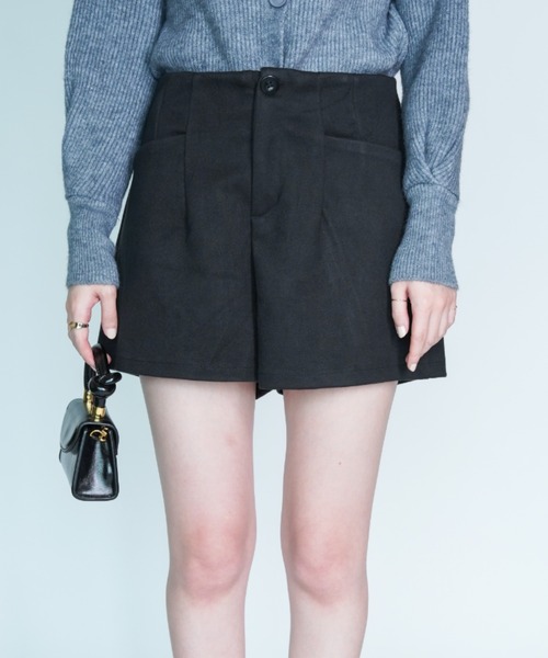 yuue' ( wear )(ユーイ)の「タックショートパンツ(その他パンツ・レディース・ブラック/ブラウン・S/M/L)」の1枚目の写真
