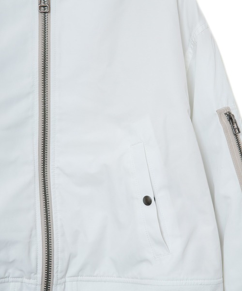 AMERICAN RAG CIE（アメリカンラグシー）の「MA1ブルゾン（MA-1・レディース・ホワイト/カーキ・FREE）」の8枚目の写真