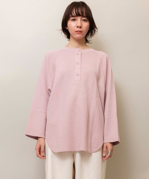 Johnbull（ジョンブル）の「ワッフルライクヘンリーネックプルオーバー（Tシャツ/カットソー・レディース・ホワイト/ブラック/ライトグリーン/スモークピンク/グレイッシュベージュ・FREE）」の18枚目の写真