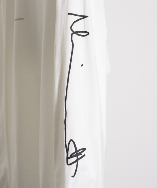 JANESMITH(ジェーンスミス)の「JANESMITH ジェーンスミス / LUCIEN NOLLIE HEEL LONG SLEEVE T-SHIRT グラフィックプリントビッグシルエットロンT / 22SCT-#120S-MO(Tシャツ/カットソー・レディース・ブラック/ホワイト・SMALL/LARGE/MEDIUM/X-LARGE)」の7枚目の写真