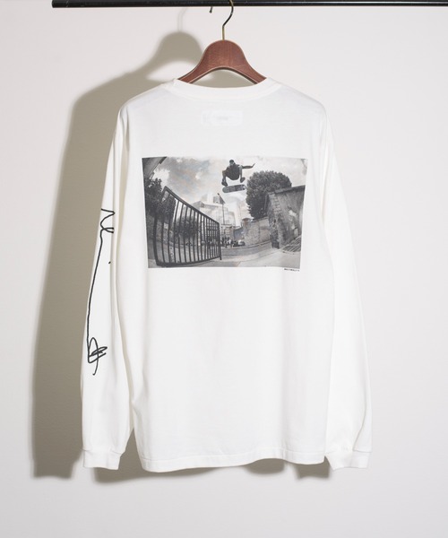JANESMITH(ジェーンスミス)の「JANESMITH ジェーンスミス / LUCIEN NOLLIE HEEL LONG SLEEVE T-SHIRT グラフィックプリントビッグシルエットロンT / 22SCT-#120S-MO(Tシャツ/カットソー・レディース・ブラック/ホワイト・SMALL/LARGE/MEDIUM/X-LARGE)」の15枚目の写真