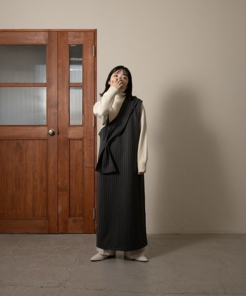 lawgy（ラウジー）の「design shoulder stripe op（ワンピース・レディース・ブラウン/チャコール・FREE）」の12枚目の写真