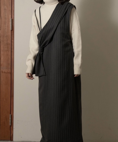 lawgy（ラウジー）の「design shoulder stripe op（ワンピース・レディース・ブラウン/チャコール・FREE）」の4枚目の写真