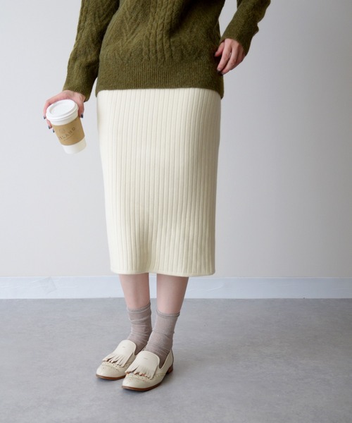 ibeul_（イベール）の「リブニットスカート（スカート・レディース・アイボリー/グレー/ブラック・FREE）」の4枚目の写真