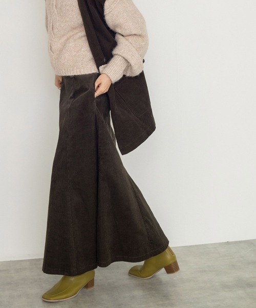 w closet（ダブルクローゼット）の「【SETUP対応】11ｗコーデュロイマーメイドスカート（スカート・レディース・スミクロ/カーキ/サックスブルー・FREE）」の16枚目の写真