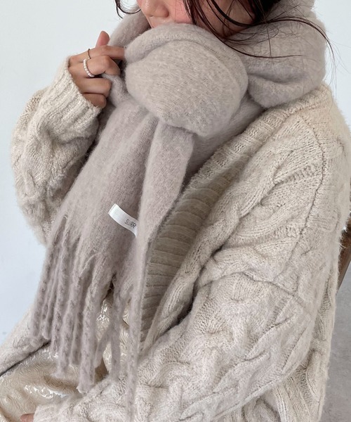 SLURR（スラ―）の「フリンジストール（ストール/ショール・レディース・チェック/グレー/レッド/ピンク・FREE）」の2枚目の写真