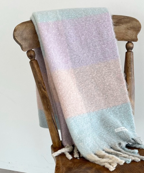 SLURR（スラ―）の「フリンジストール（ストール/ショール・レディース・チェック/グレー/レッド/ピンク・FREE）」の10枚目の写真