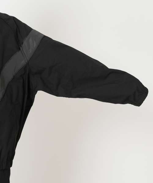 ARMY TWILL（アーミーツイル）の「【ARMY TWILL / アーミーツイル】別注 トレーニングジャケット（ブルゾン・メンズ・ブラック/グレー・MEDIUM/LARGE）」の13枚目の写真