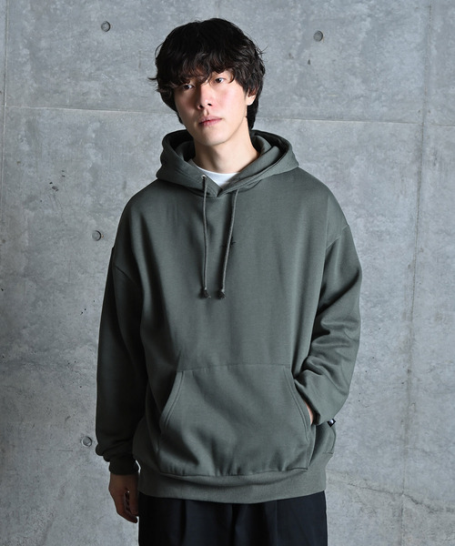 NIDO（ニド）の「NIDO 起毛ビッグプルパーカー（パーカー・メンズ・チャコールグレー/グリーン/クリーム・MEDIUM/LARGE）」の3枚目の写真