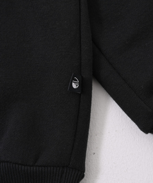 NIDO（ニド）の「NIDO 起毛ビッグプルパーカー（パーカー・メンズ・チャコールグレー/グリーン/クリーム・MEDIUM/LARGE）」の4枚目の写真