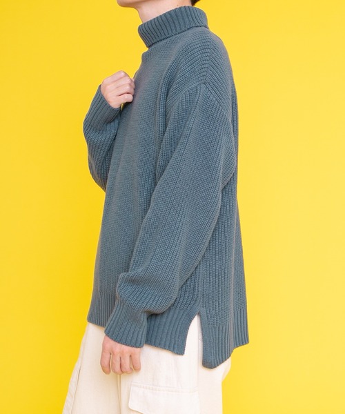 PairPair（ペアペア）の「タートルニットプルオーバー(ユニセックス)（ニット/セーター・レディース・オレンジ/アイボリー/グレイッシュブルー・FREE）」の17枚目の写真