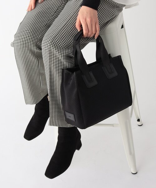 OPAQUE.CLIP（オペークドットクリップ）の「◆スクエアアソートミドルトートバッグ 【2WAY・抗菌防臭裏地生地使用】（トートバッグ・レディース・ブラック系1/ブルー系6/ホワイト系3/ホワイト系2・00）」の8枚目の写真