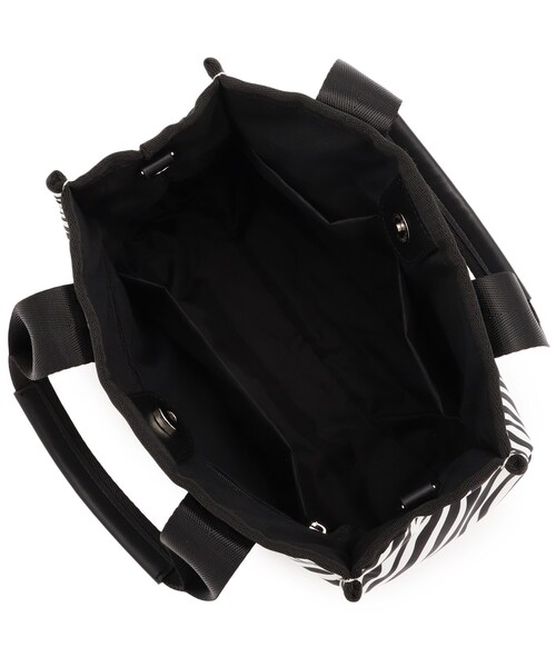 OPAQUE.CLIP（オペークドットクリップ）の「◆スクエアアソートミドルトートバッグ 【2WAY・抗菌防臭裏地生地使用】（トートバッグ・レディース・ブラック系1/ブルー系6/ホワイト系3/ホワイト系2・00）」の18枚目の写真