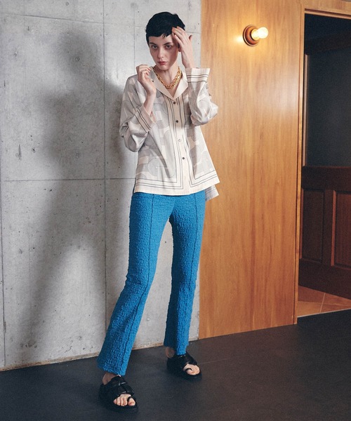 MAISON SPECIAL（メゾンスペシャル）の「MSプリントシャツ【MAISON SPECIAL/メゾンスペシャル】■セットアップ対応■（シャツ/ブラウス・レディース・ベージュ/ブルー・FREE）」の8枚目の写真