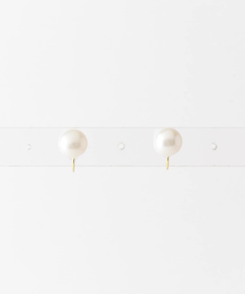 URBAN RESEARCH DOORS（アーバンリサーチドアーズ）の「淡水パールクリップイヤリング（イヤリング・レディース・ホワイト系その他・ONE）」の2枚目の写真