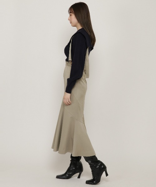 REDYAZEL（レディアゼル）の「サス付きイレギュラーヘムスカート（スカート・レディース・ブルー/カーキ/ネイビー・SMALL/MEDIUM）」の8枚目の写真