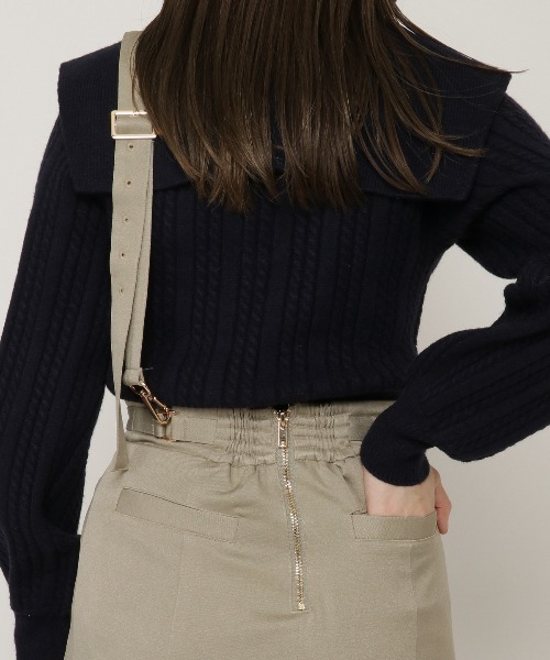 REDYAZEL（レディアゼル）の「サス付きイレギュラーヘムスカート（スカート・レディース・ブルー/カーキ/ネイビー・SMALL/MEDIUM）」の13枚目の写真