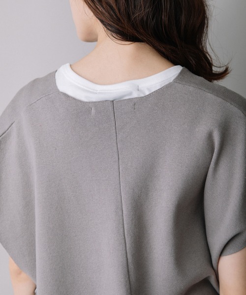 Munich(ミューニック)の「リネンコットン総針編みニットポンチョベスト(ベスト・レディース・ブラック/グレー/レッド/シルバーグレー・FREE)」の8枚目の写真