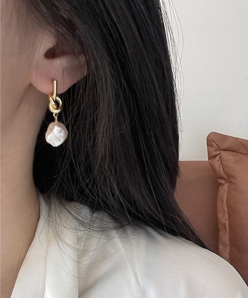Dita Muaj.(ディータムアージュ)の「【選べる】パールピアス(全て両耳用)(ピアス(両耳用)・レディース・その他3/その他2/その他1/その他4/その他7/その他5/その他6/ホワイト系その他/その他8/その他9/その他11/その他10/その他12・FREE)」の10枚目の写真