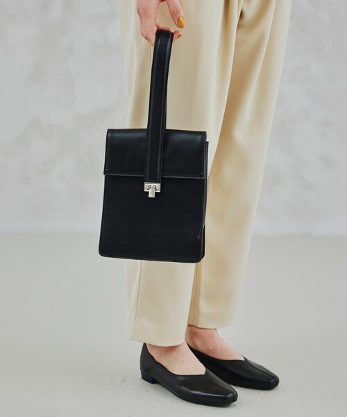 tk.TAKEO KIKUCHI（ティーケータケオキクチ）の「◆シンセティックレザーハンドルバッグ（ハンドバッグ・メンズ・ブラック/ベージュ・00）」の20枚目の写真