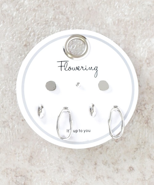 Flowering(フラワーリング)の「ミックスデザイン/セットピアス(ピアス(両耳用)・レディース・シルバー/ゴールド/シルバー系その他2/ゴールド系その他7/シルバー系その他3/ピンク/B/A/ゴールド系その他6/マルチ/ホワイト/ネイビー/ゴールド系2/ゴールド系その他2/シルバー系その他4/ゴールド系その他4/シルバー系その他/ゴールド系その他5/ピンクゴールド/ゴールド系その他3/パープル/ゴールド系/ゴールド系その他/ベージュ/ピンク系その他/ゴールド系1/ゴールド系3/グレー/オレンジ/グリーン系その他/ブルー/ベージュ系その他/ブラウン/グリーン系その他2/グリーン系その他3/ピンク系その他2・FREE)」の16枚目の写真