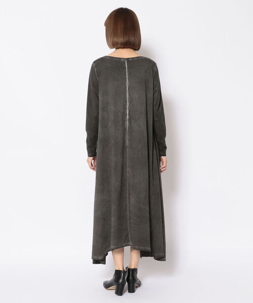 KMRii（ケムリ）の「KMRii/ケムリ/ASYMMETRY MAXI OP/ワンピース（ワンピース・レディース・チャコール・FREE）」の3枚目の写真