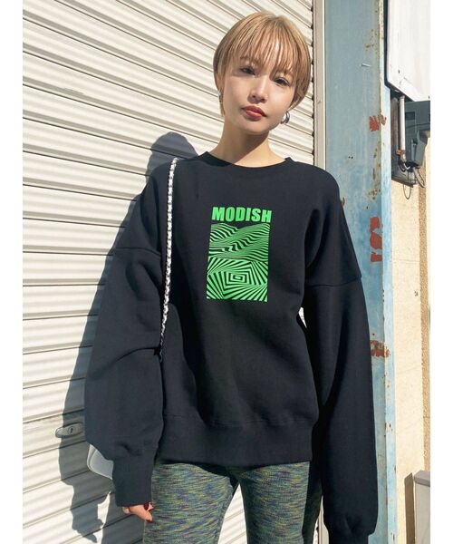 EMODA(エモダ)の「【WEB限定】コントラストカラースウェット(スウェット・レディース・ホワイト/グレー/ブラック/グリーン・FREE)」の13枚目の写真