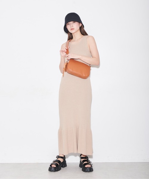 FREE'S MART(フリーズマート)の「◆ニットアップリブワンピース(ワンピース・レディース・ベージュ/ブルー/グリーン・FREE)」の12枚目の写真