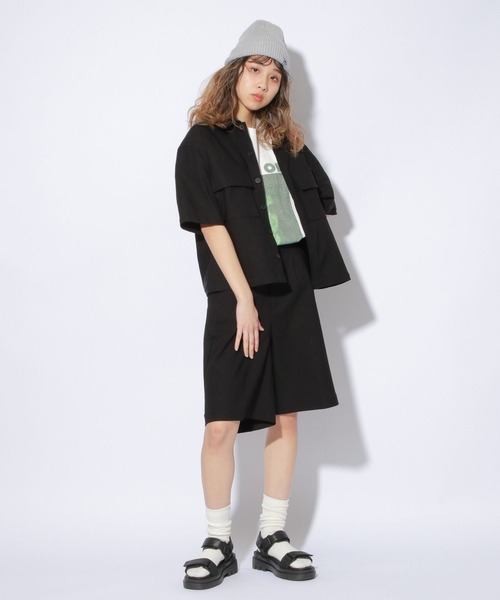 PBLIM(ページボーイリム)の「【PAGEBOYLIM】スーパーストレッチシャツ(シャツ/ブラウス・レディース・ブラック/ベージュ・MEDIUM/LARGE)」の19枚目の写真