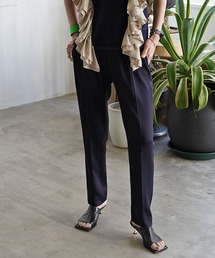 MECRE | サテンタックテーパードパンツ(スラックス)