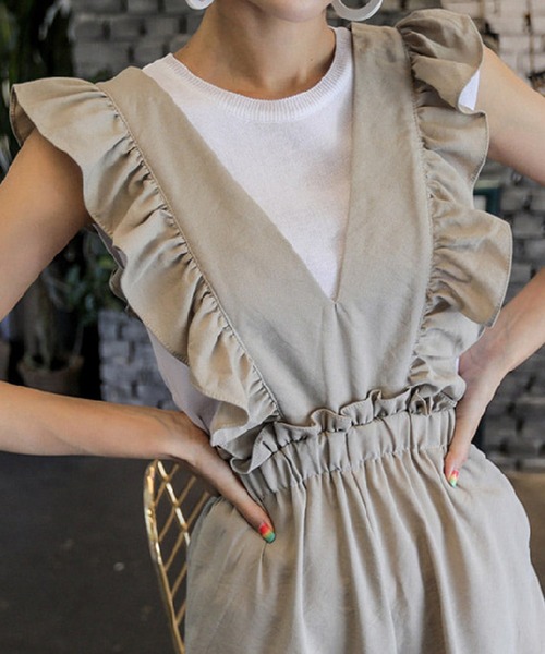 Doula Doula（ドゥーラドゥーラ）の「フリル サロペットパンツ（サロペット/オーバーオール・レディース・ベージュ/ブルー・M/L）」の16枚目の写真