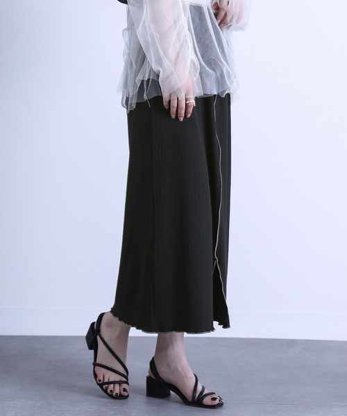 n'OrLABEL（ノアールレーベル）の「『センターラインスリットリブスカート』（スカート・レディース・ブラック/ラベンダー/ライトパープル・1/2）」の4枚目の写真