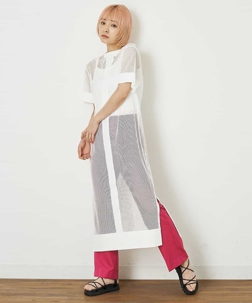 A de a.v.v(アードアー・ヴェ・ヴェ)の「バックオープンメッシュワンピ―ス(Tシャツ/カットソー・レディース・ブラック/ホワイト・MEDIUM/SMALL)」の3枚目の写真