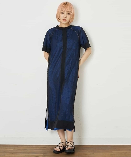 A de a.v.v(アードアー・ヴェ・ヴェ)の「バックオープンメッシュワンピ―ス(Tシャツ/カットソー・レディース・ブラック/ホワイト・MEDIUM/SMALL)」の12枚目の写真